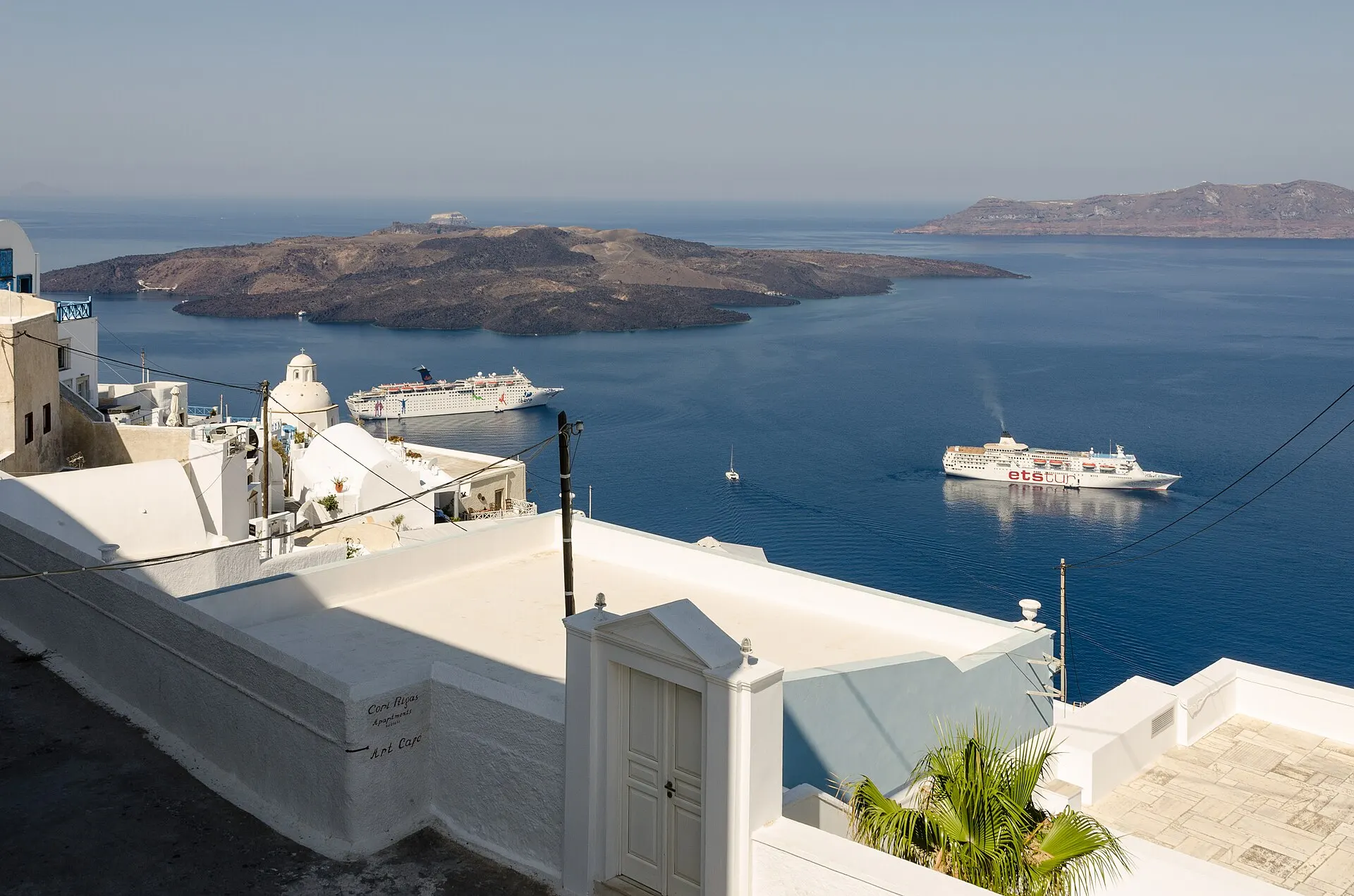 Real photo: Santorini's caldera with the volcanic island of Nea Kameni.