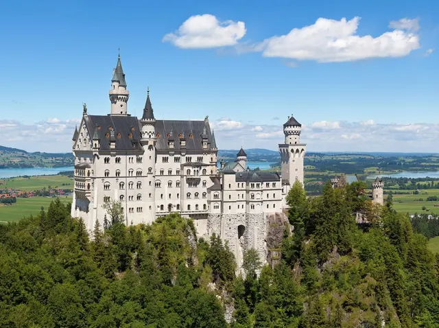 Real photo for Inside Neuschwanstein Castle